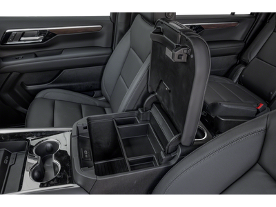 2026 Chevrolet Suburban 4WD LT