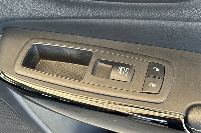 2023 Jeep Cherokee Altitude Lux 4x4