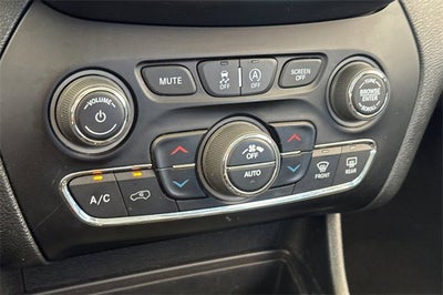 2023 Jeep Cherokee Altitude Lux 4x4