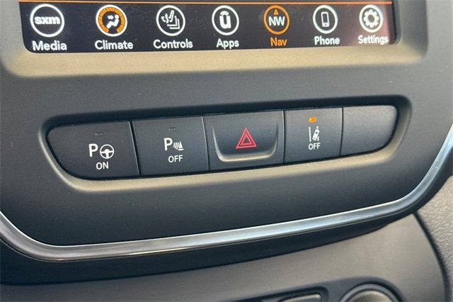 2023 Jeep Cherokee Altitude Lux 4x4