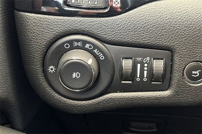 2023 Jeep Cherokee Altitude Lux 4x4