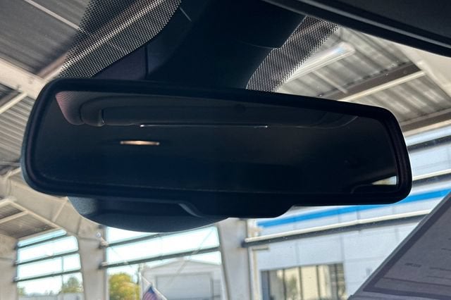 2019 RAM 1500 Laramie 4x4 Crew Cab 6'4" Box