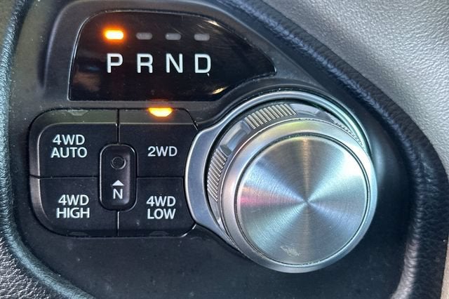 2019 RAM 1500 Laramie 4x4 Crew Cab 6'4" Box