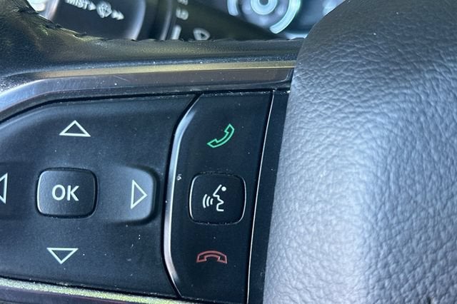 2019 RAM 1500 Laramie 4x4 Crew Cab 6'4" Box