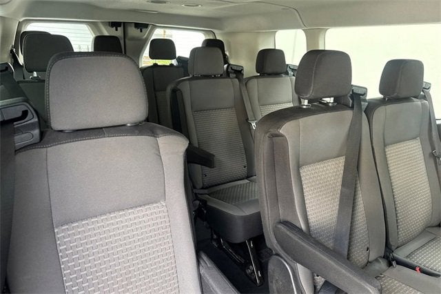 2023 Ford Transit Passenger Wagon T-350 148" Low Roof XL RWD