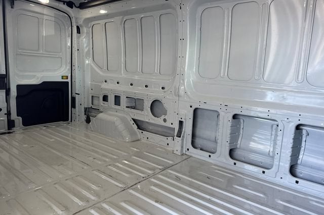 2024 Ford Transit-250 Cargo Van T-250 148" Med Rf 9070 GVWR RWD