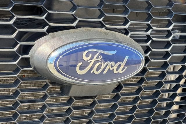 2024 Ford Transit-250 Cargo Van T-250 148" Med Rf 9070 GVWR RWD