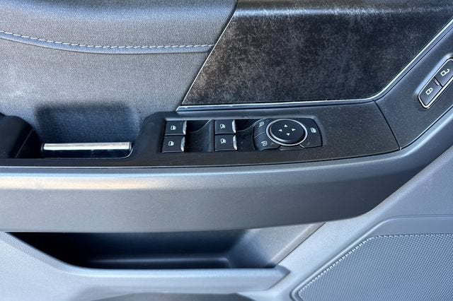 2024 Ford F-150 Lightning XLT 4WD SuperCrew 5.5' Box