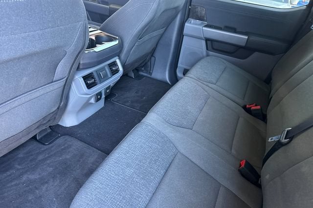 2024 Ford F-150 Lightning XLT 4WD SuperCrew 5.5' Box