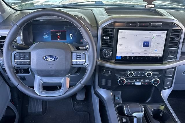 2024 Ford F-150 Lightning XLT 4WD SuperCrew 5.5' Box