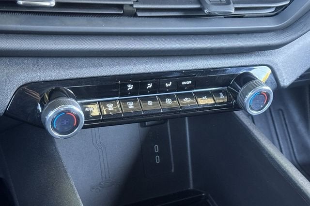 2024 Chevrolet Silverado EV e4WD Crew Cab Work Truck w/3WT