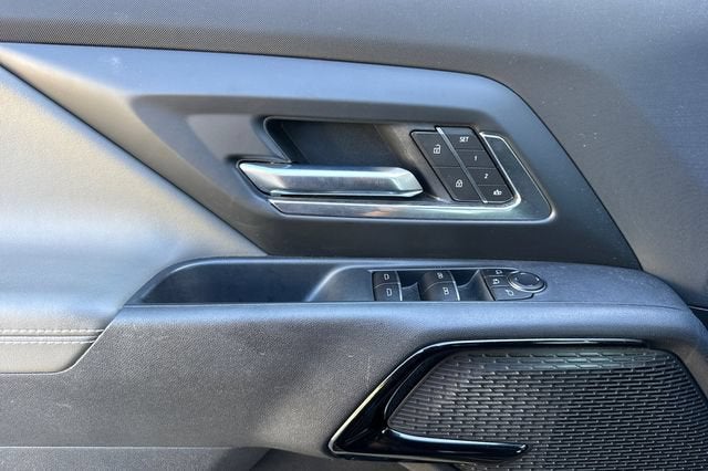 2026 Chevrolet Silverado EV e4WD Crew Cab Max Range Trail Boss