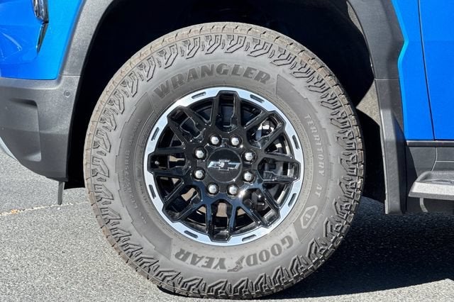2026 Chevrolet Silverado EV e4WD Crew Cab Max Range Trail Boss