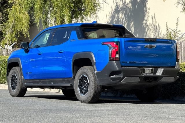 2026 Chevrolet Silverado EV e4WD Crew Cab Max Range Trail Boss