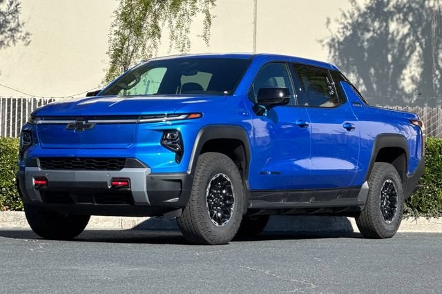 2026 Chevrolet Silverado EV e4WD Crew Cab Max Range Trail Boss