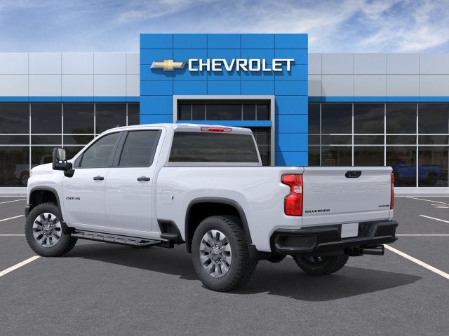 2026 Chevrolet Silverado 2500 HD Crew Cab Standard Box 4-Wheel Drive Custom