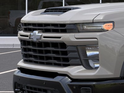 2026 Chevrolet Silverado 2500 HD Crew Cab Standard Box 4-Wheel Drive Custom