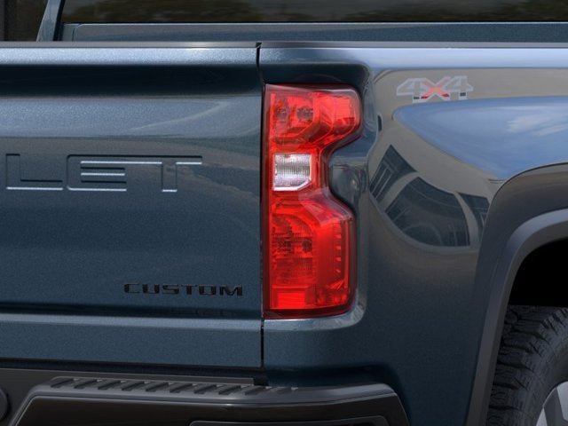2026 Chevrolet Silverado 2500 HD Crew Cab Standard Box 4-Wheel Drive Custom