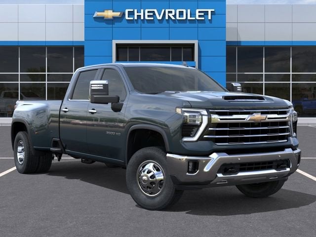 2026 Chevrolet Silverado 3500 HD Crew Cab Long Box 4-Wheel Drive LTZ