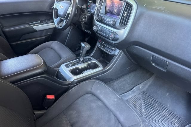 2017 Chevrolet Colorado Crew Cab Short Box 2-Wheel Drive LT