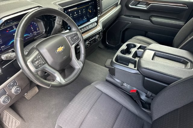 2025 Chevrolet Silverado 1500 Crew Cab Short Box 2-Wheel Drive LT