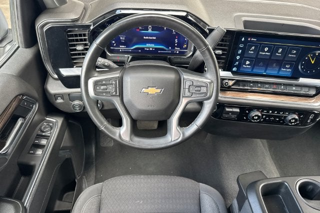 2025 Chevrolet Silverado 1500 Crew Cab Short Box 2-Wheel Drive LT