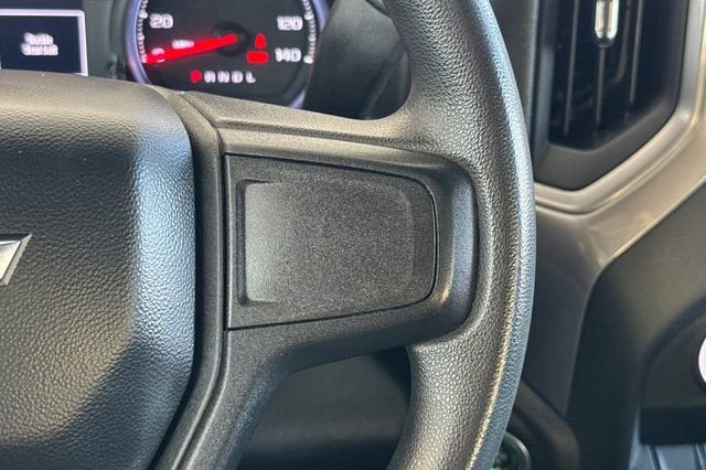 2023 Chevrolet Silverado 1500 Crew Cab Short Box 4-Wheel Drive Custom