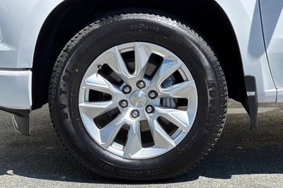 2023 Chevrolet Silverado 1500 Crew Cab Short Box 4-Wheel Drive Custom