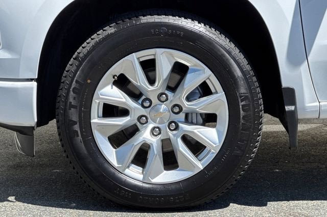 2023 Chevrolet Silverado 1500 Crew Cab Short Box 4-Wheel Drive Custom