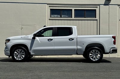 2023 Chevrolet Silverado 1500 Crew Cab Short Box 4-Wheel Drive Custom