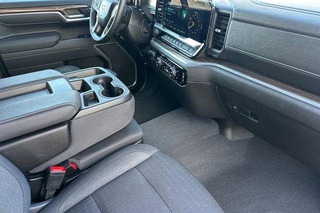 2026 Chevrolet Silverado 1500 Crew Cab Short Box 4-Wheel Drive LT 1LT