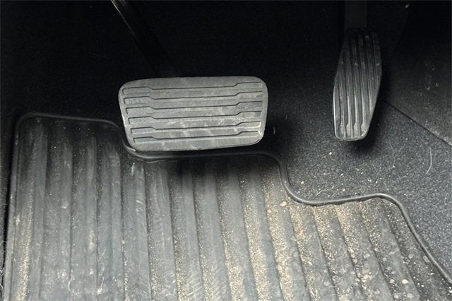 2025 Chevrolet Silverado 1500 Crew Cab Short Box 4-Wheel Drive LT 2FL