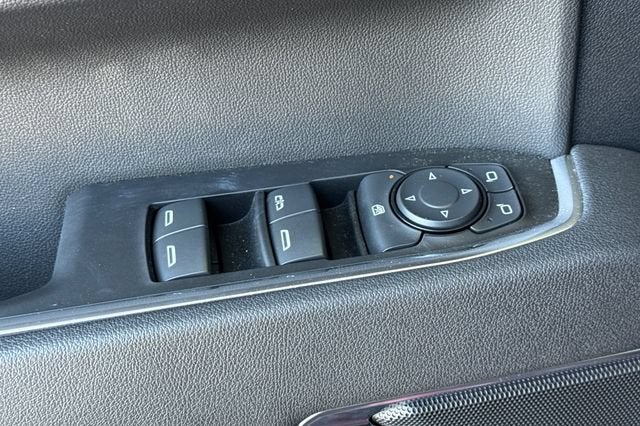2025 Chevrolet Silverado 1500 Crew Cab Short Box 4-Wheel Drive RST