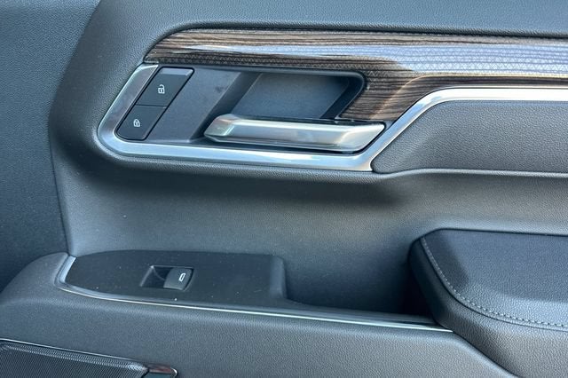 2025 Chevrolet Silverado 1500 Crew Cab Short Box 4-Wheel Drive RST