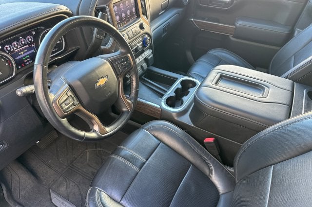 2019 Chevrolet Silverado 1500 Crew Cab Standard Box 4-Wheel Drive High Country
