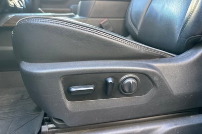 2019 Chevrolet Silverado 1500 Crew Cab Standard Box 4-Wheel Drive High Country