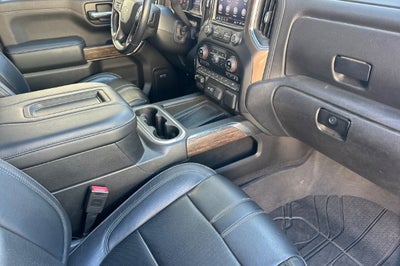 2019 Chevrolet Silverado 1500 Crew Cab Standard Box 4-Wheel Drive High Country
