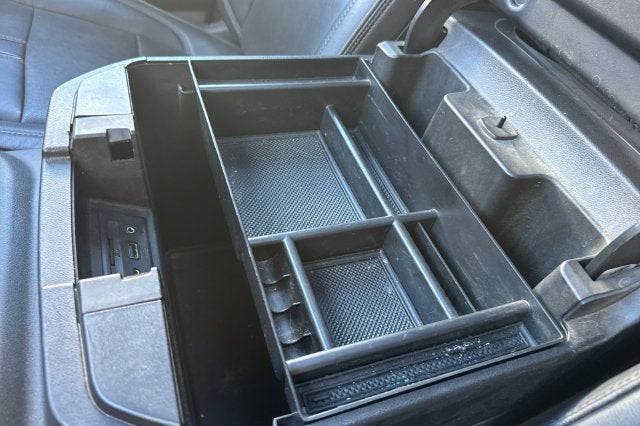 2019 Chevrolet Silverado 1500 Crew Cab Standard Box 4-Wheel Drive High Country