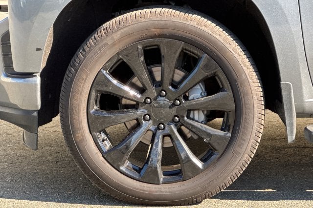 2019 Chevrolet Silverado 1500 Crew Cab Standard Box 4-Wheel Drive High Country