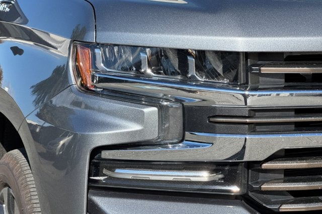 2019 Chevrolet Silverado 1500 Crew Cab Standard Box 4-Wheel Drive High Country