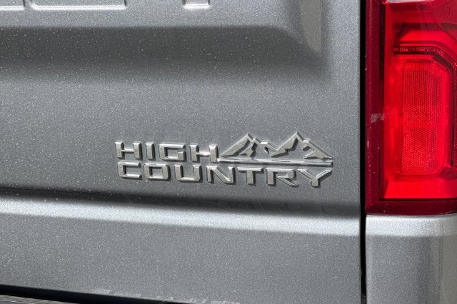 2019 Chevrolet Silverado 1500 Crew Cab Standard Box 4-Wheel Drive High Country