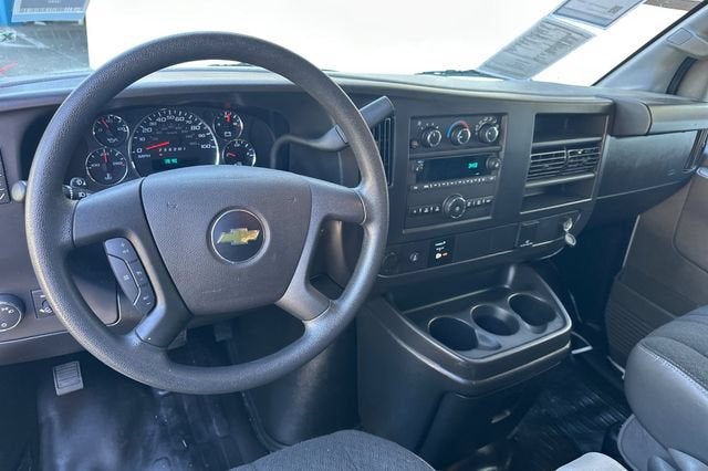 2025 Chevrolet Express Cargo 2500 Regular Wheelbase Rear-Wheel Drive