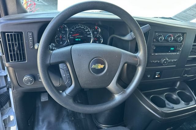 2025 Chevrolet Express Cargo 2500 Regular Wheelbase Rear-Wheel Drive