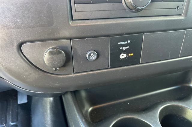 2025 Chevrolet Express Cargo 2500 Regular Wheelbase Rear-Wheel Drive