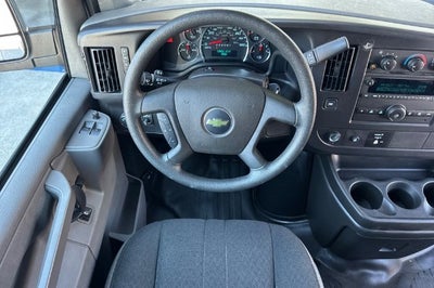 2025 Chevrolet Express Cargo 2500 Regular Wheelbase Rear-Wheel Drive