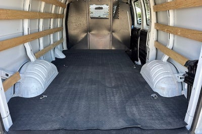 2025 Chevrolet Express Cargo 2500 Regular Wheelbase Rear-Wheel Drive