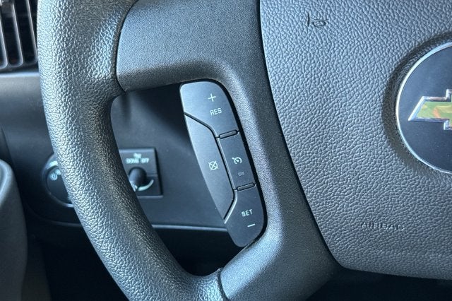 2025 Chevrolet Express Cargo 2500 Regular Wheelbase Rear-Wheel Drive