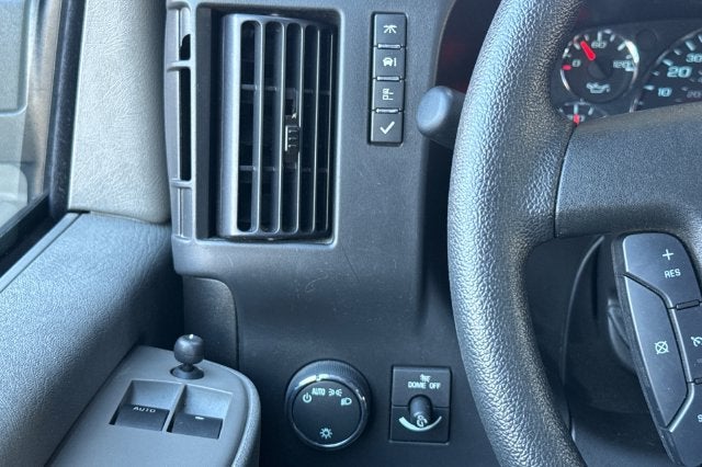 2025 Chevrolet Express Cargo 2500 Regular Wheelbase Rear-Wheel Drive