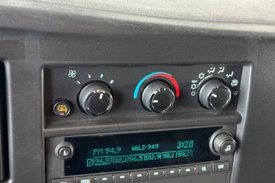 2025 Chevrolet Express Cargo 2500 Regular Wheelbase Rear-Wheel Drive