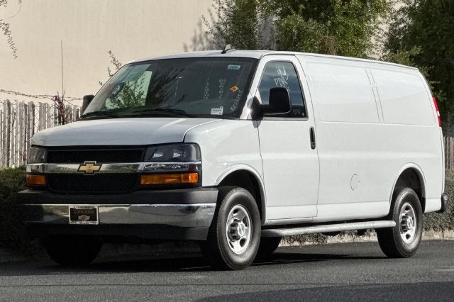 2025 Chevrolet Express Cargo 2500 Regular Wheelbase Rear-Wheel Drive